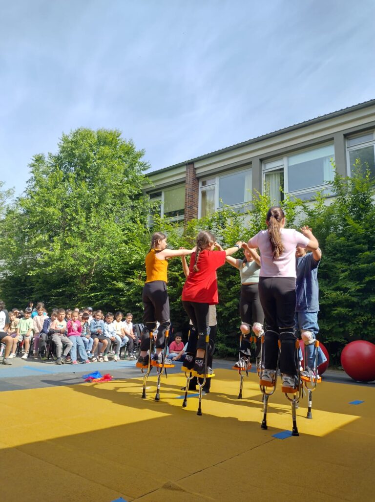 Sommer Zirkus- und Tanzshow
